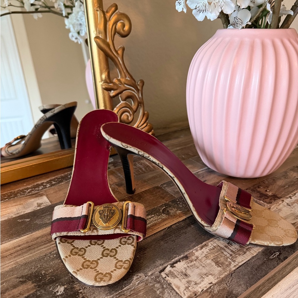 Gucci Beige Monogram Slide with Burgundy and Cream Webbing